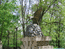 орёл внизу каскадной лестницы в Железноводске